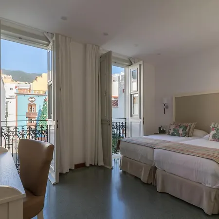 Emblematico Time ホテル